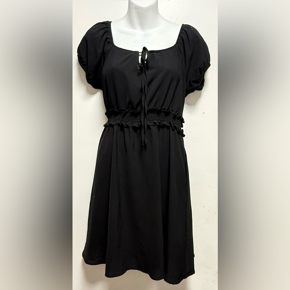Black Short-Sleeve Smocked Waist Dress - Women's